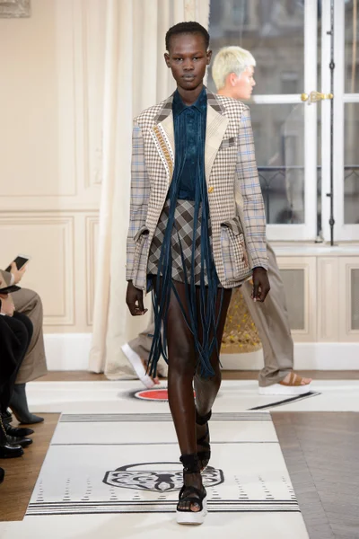Look 2